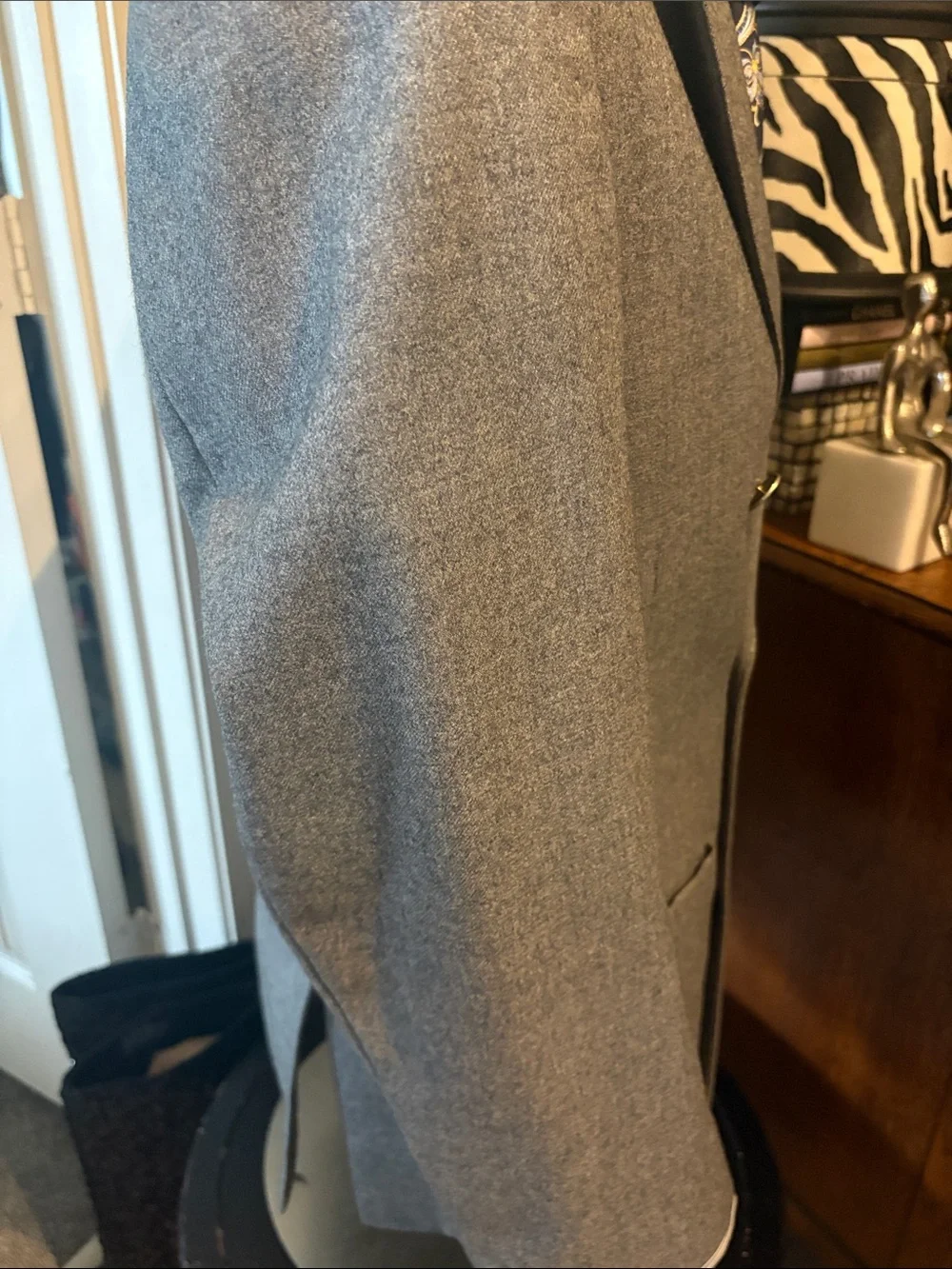 Pur Double-Breasted Gray Wool Suit Jacket